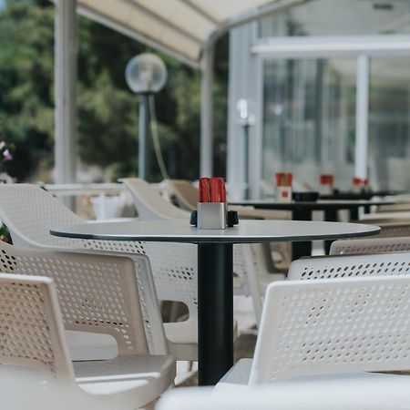 Hotel Tolero Ploce  Bagian luar foto